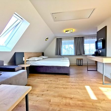 Home Inn Hotel Доргмаген Екстериор снимка