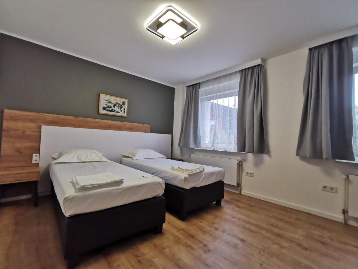 Home Inn Hotel Доргмаген Стая снимка